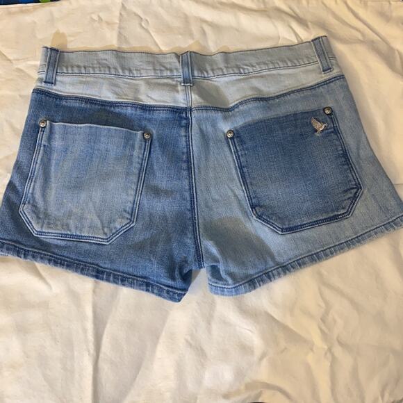 MIH Jeans ‘The London Boy’ Denim Shorts – Retro-Inspired & Tailored Fit - Picture 1 of 16